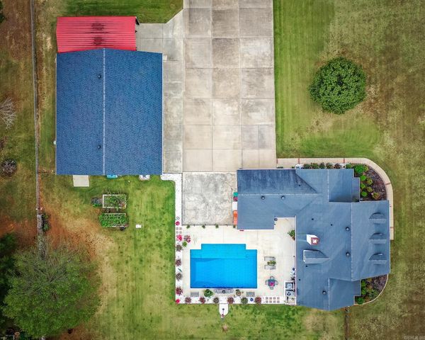 1195 Pickhorne Road, Cabot, AR 72023