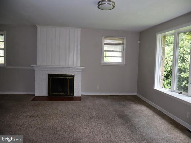 1380 GLENBROOK RD, Jenkintown, PA 19046