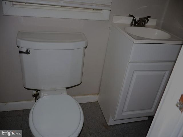 1380 GLENBROOK RD, Jenkintown, PA 19046