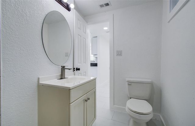 7530 Park Place Boulevard, Houston, TX 77087