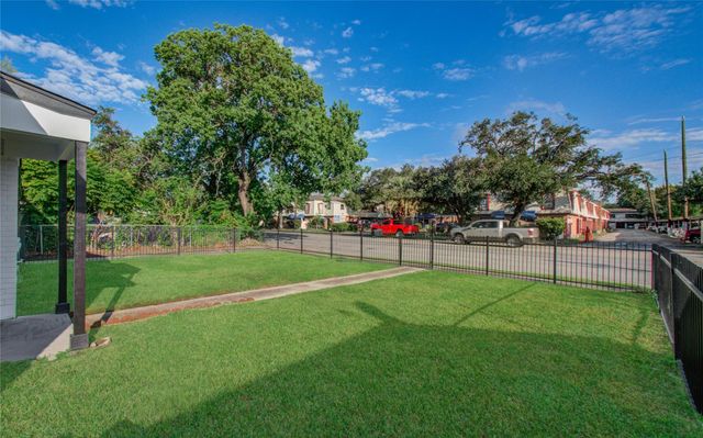 7530 Park Place Boulevard, Houston, TX 77087