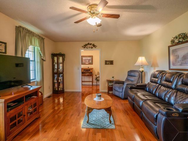 153 County Road 433, Englewood, TN 37329