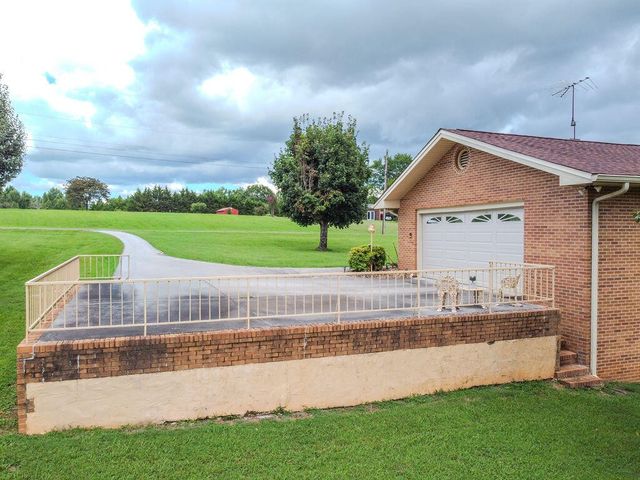 153 County Road 433, Englewood, TN 37329