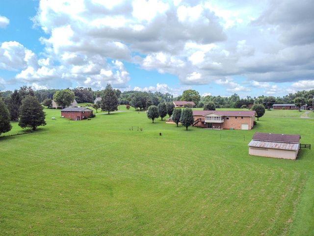 153 County Road 433, Englewood, TN 37329
