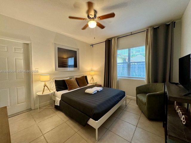 1130 NE 81st St 4, Miami, FL 33138