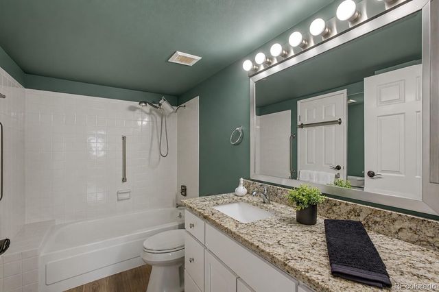 13961 E Marina Drive 206, Aurora, CO 80014