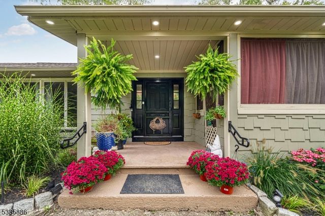 76 Glen Rd, Wantage Twp., NJ 07461