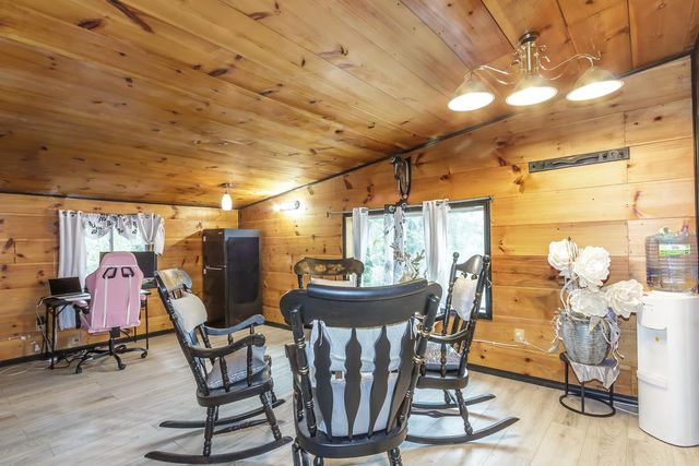 75 Old Rochester Road, Barnstead, NH 03225