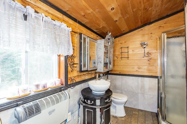 75 Old Rochester Road, Barnstead, NH 03225