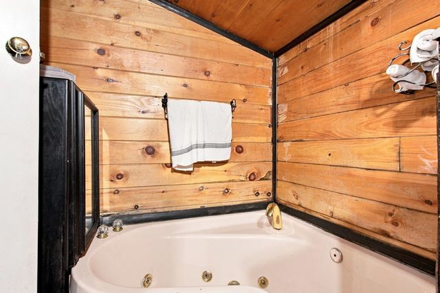 75 Old Rochester Road, Barnstead, NH 03225