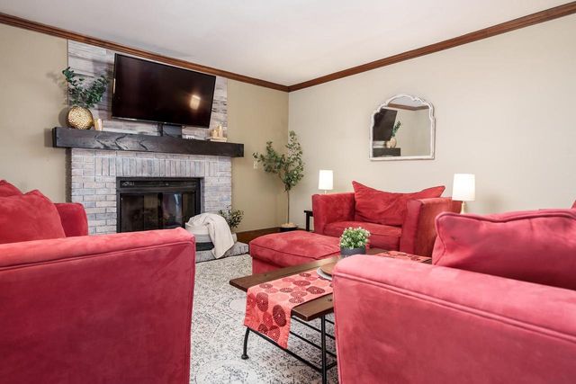 2910 Rutledge Avenue, Janesville, WI 53545