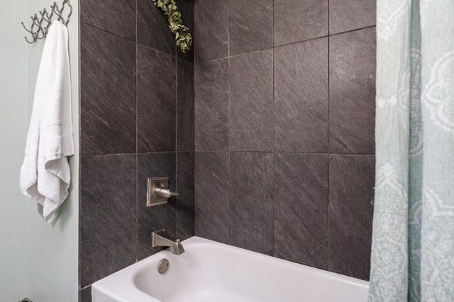 2910 Rutledge Avenue, Janesville, WI 53545