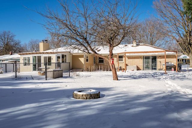 2910 Rutledge Avenue, Janesville, WI 53545