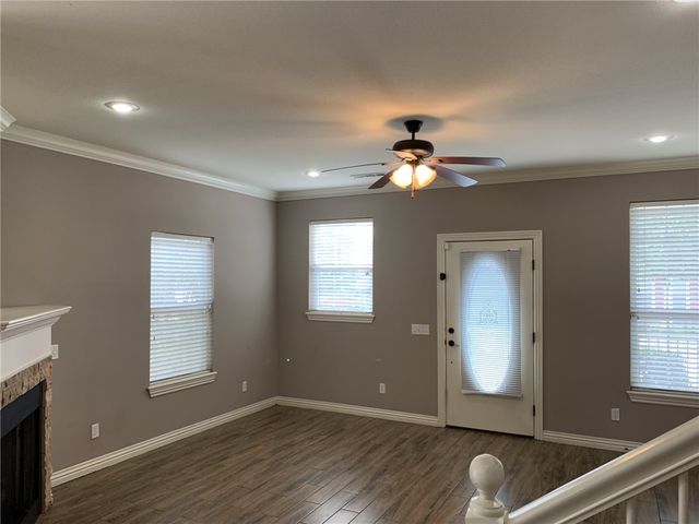 4156 W Bradstreet Lane, Fayetteville, AR 72704