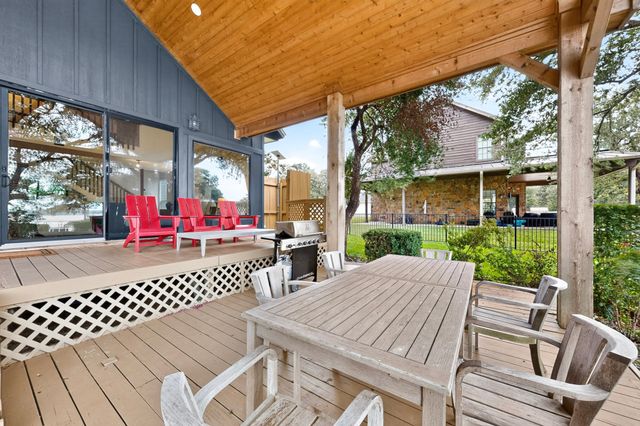 305 Rock And Roll Lane, Mabank, TX 75156