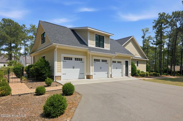 23 Pinewild Drive, Pinehurst, NC 28374