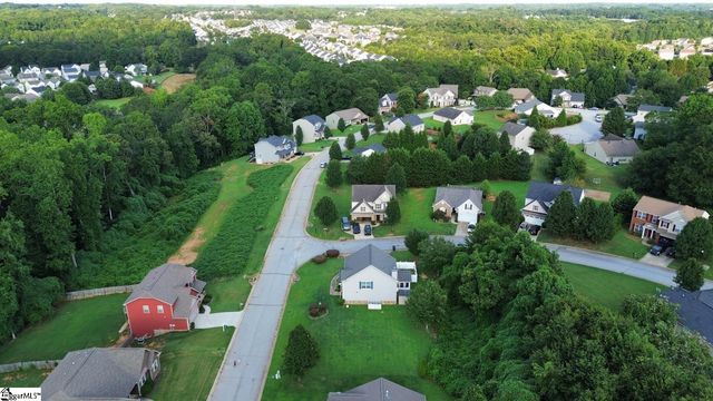 307 Blue Heron Circle, Simpsonville, SC 29680