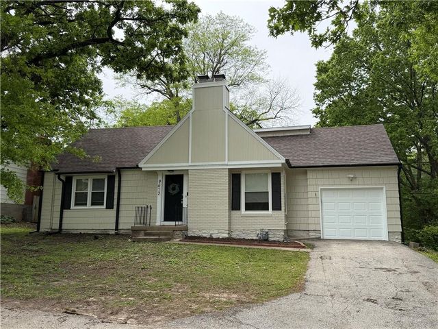 9612 Holmes Road, Kansas City, MO 64131