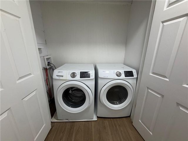 9612 Holmes Road, Kansas City, MO 64131