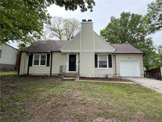 9612 Holmes Road, Kansas City, MO 64131