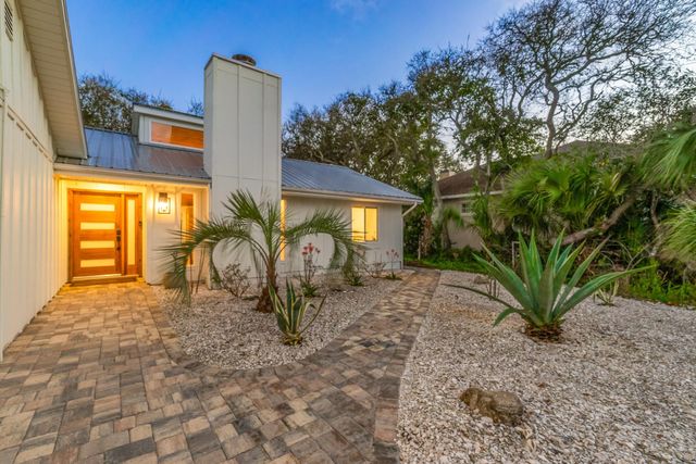 27 Ocean Trace Rd, St Augustine, FL 32080