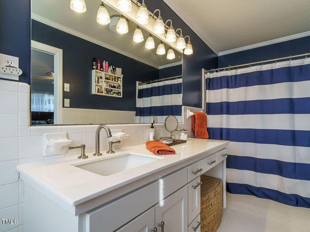 3680 15-501 N, Pittsboro, NC 27312