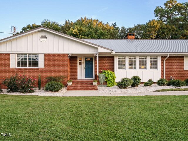 3680 15-501 N, Pittsboro, NC 27312