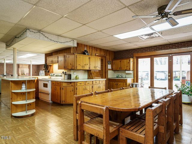 3680 15-501 N, Pittsboro, NC 27312