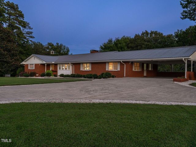 3680 15-501 N, Pittsboro, NC 27312