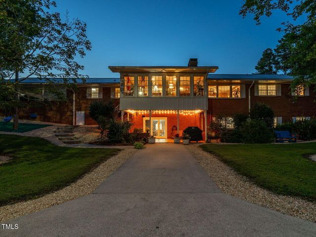 3680 15-501 N, Pittsboro, NC 27312