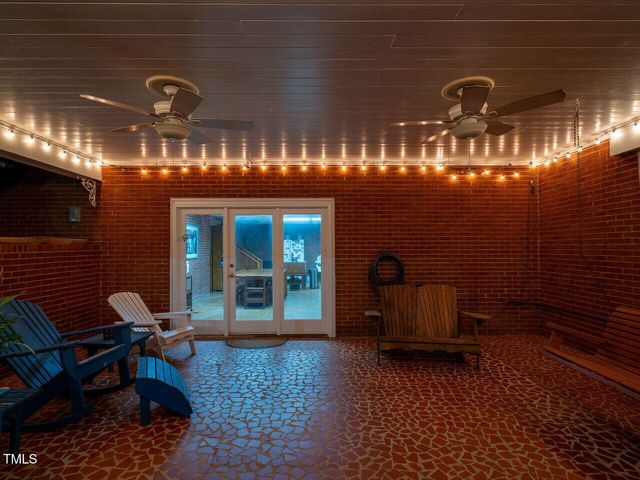 3680 15-501 N, Pittsboro, NC 27312