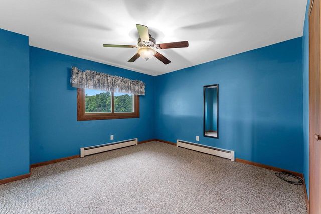 618 Norstad ROAD, Manitowoc, WI 54220