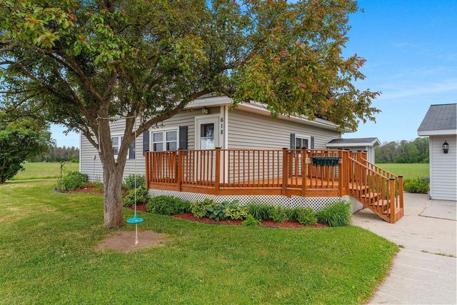 618 Norstad ROAD, Manitowoc, WI 54220