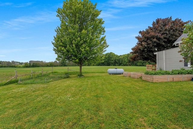 618 Norstad ROAD, Manitowoc, WI 54220
