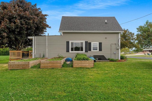 618 Norstad ROAD, Manitowoc, WI 54220