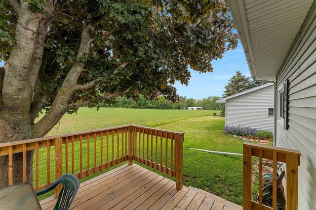 618 Norstad ROAD, Manitowoc, WI 54220