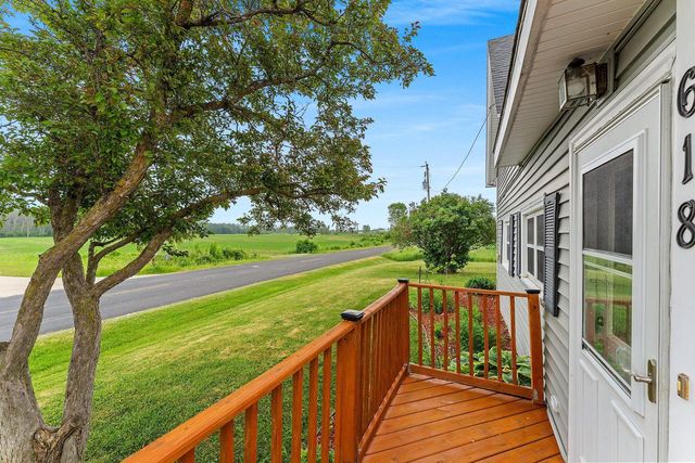 618 Norstad ROAD, Manitowoc, WI 54220