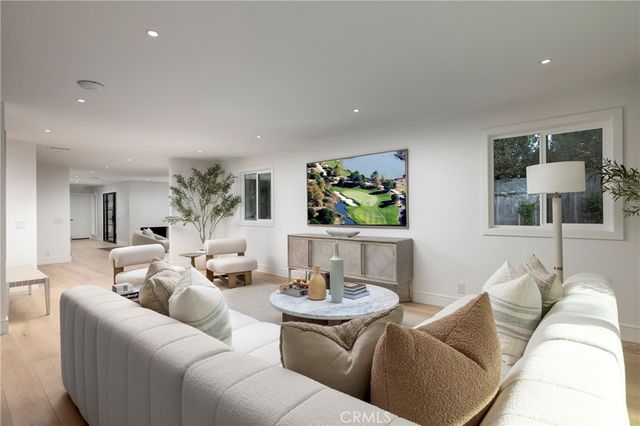 19281 Sierra Cadiz, Irvine, CA 92603
