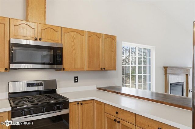 4521 W Lakeside Drive, Wasilla, AK 99654