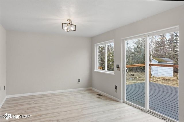 4521 W Lakeside Drive, Wasilla, AK 99654