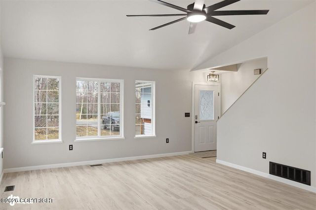 4521 W Lakeside Drive, Wasilla, AK 99654