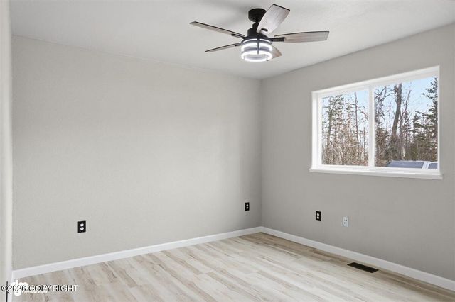 4521 W Lakeside Drive, Wasilla, AK 99654