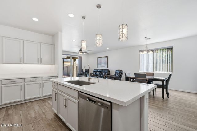 12844 W TUCKEY Lane, Glendale, AZ 85307