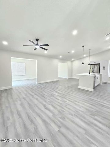 1528 W Powder Horn Rd Road, Titusville, FL 32796