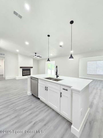 1528 W Powder Horn Rd Road, Titusville, FL 32796