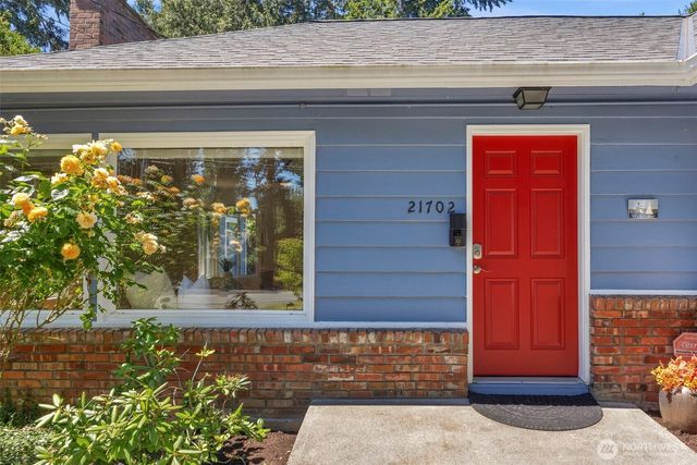 21702 84th Avenue W, Edmonds, WA 98026