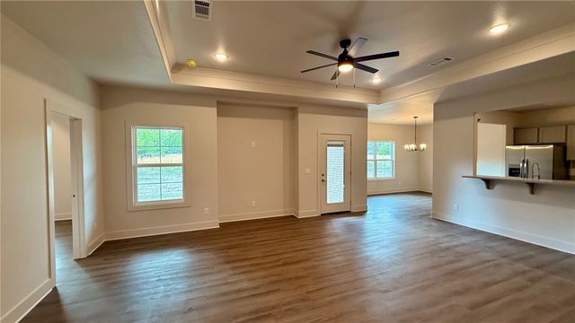 131 County Avenue, Lincoln, AR 72744