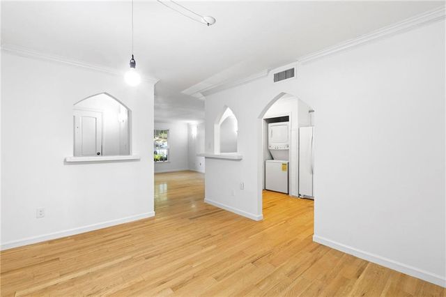 7 Cantey Place NW, Atlanta, GA 30327