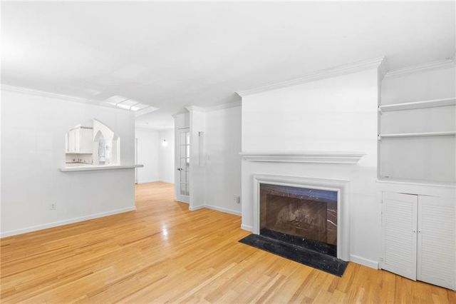7 Cantey Place NW, Atlanta, GA 30327