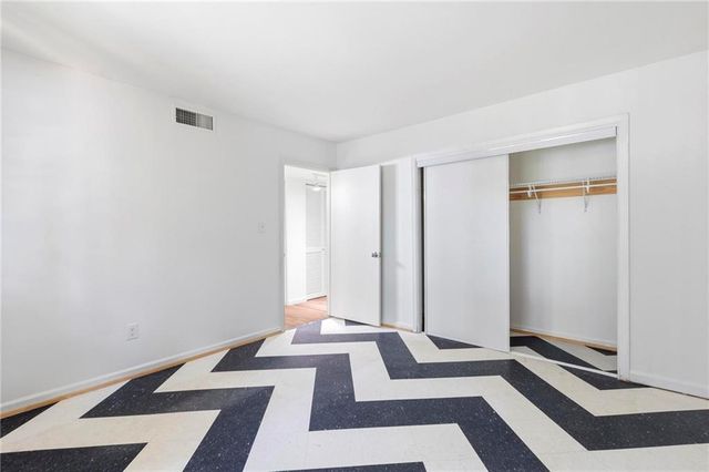 7 Cantey Place NW, Atlanta, GA 30327